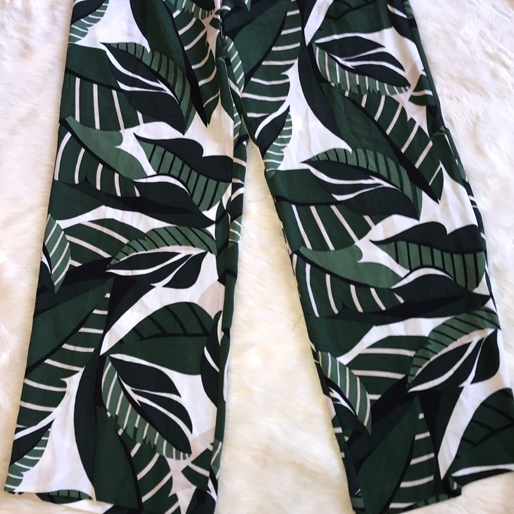 NWT Alfani Wide Leg Botanical Graphic Pants 12 - Picture 5 of 6